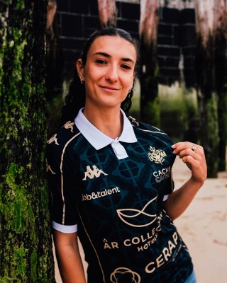 Éva Kouache