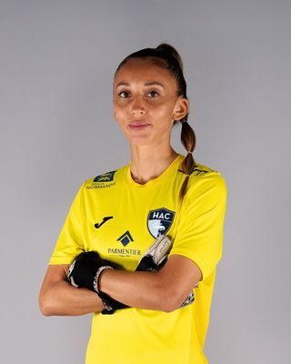 Chloé NʼGazi